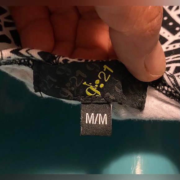 G21 Dress Geo Surprise Contour
Bodycon Black White Size M - Picture 7 of 7